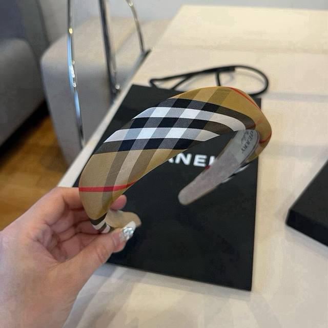 Burberry new headband