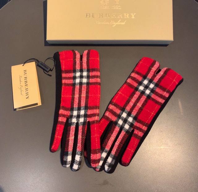 Burberry new wool gloves, fashionable gloves, warm and velvet lining for autumn