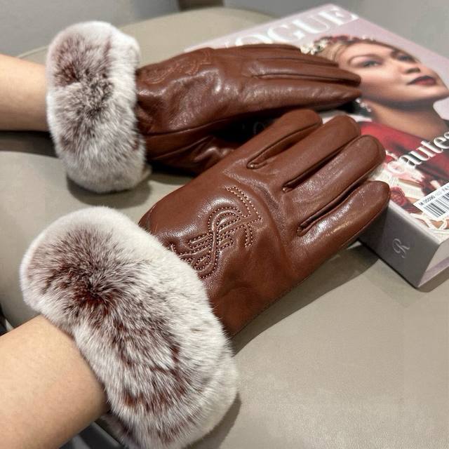 New and exclusive debut of Yves Saint Laurent Yls lazy rabbit fur touchscreen wo