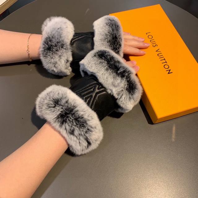 inferior products on the market. They are made of imported first-class sheepskin
