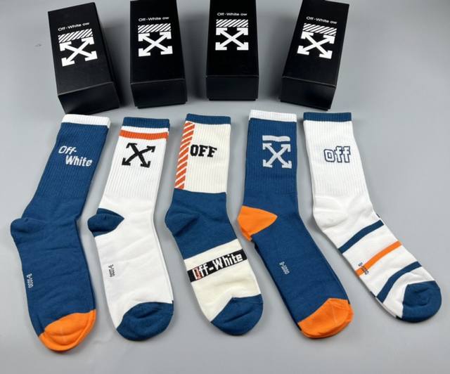 Special counter packaging Off-White new mid-length stacked socks! Five pairs per