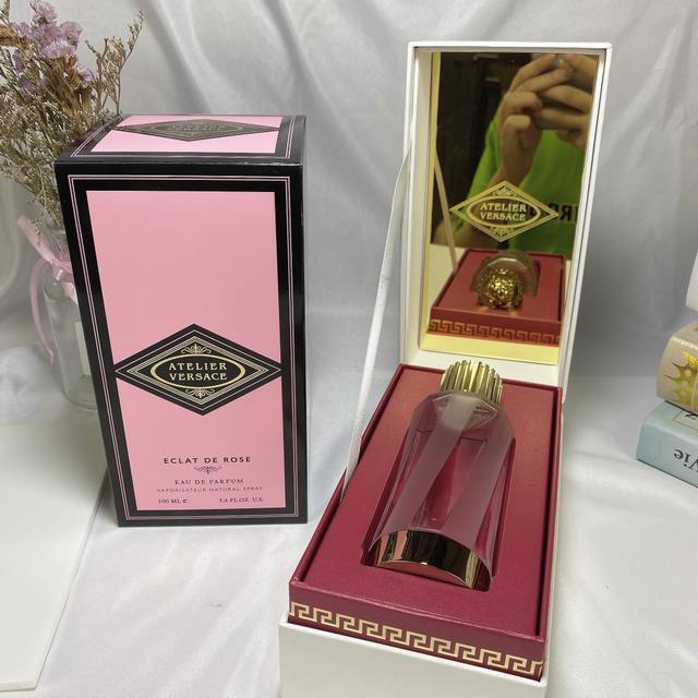 counter quality Versace new pink bottle rose perfume Ml, high-end wooden box pac