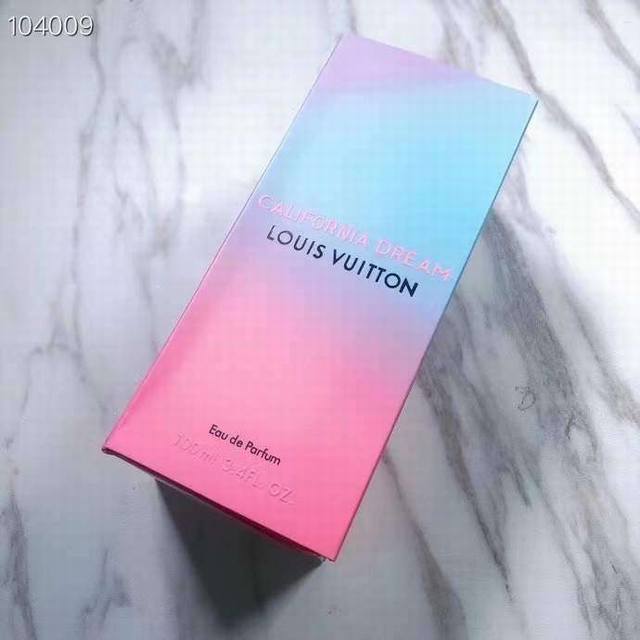 counter quality LV perfume California Dream blue and pink gradient bottle 100ml!