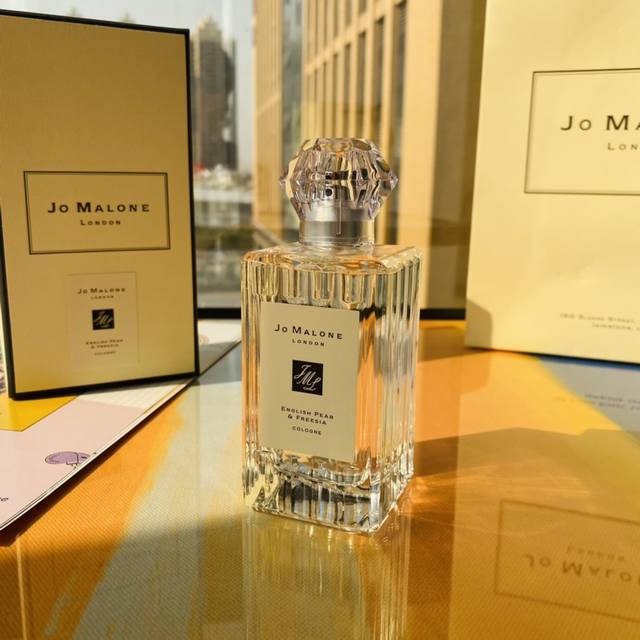 a new Jo Malone Diamond English Pear & Freesia Eau de Parfum (ML)