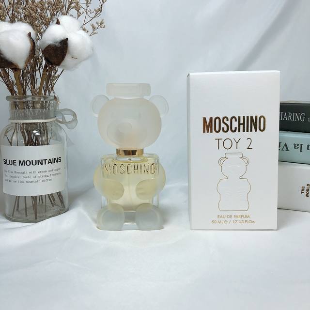 Counter quality Moschino Toy 2 Teddy Bear Women's Perfume Edp Top notes: mandari