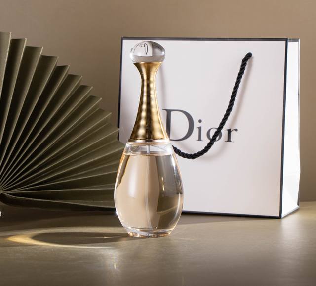 Counter quality Dior J'Adore perfume was born in 1999. It has been in full bloom