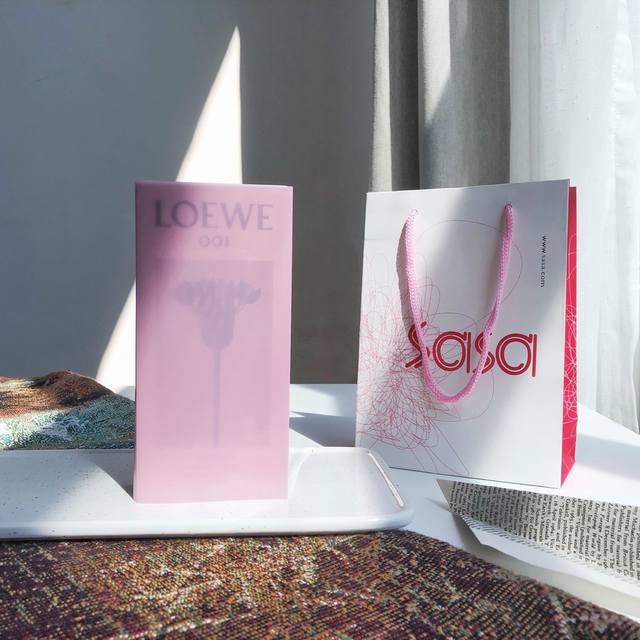 This is a limited edition Loewe 001 Morning Afterwards fragrance for women. This