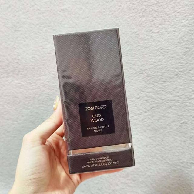Counter quality Tf Oud Wood Agarwood Ultimate Edition 100Ml Counter quality Tom