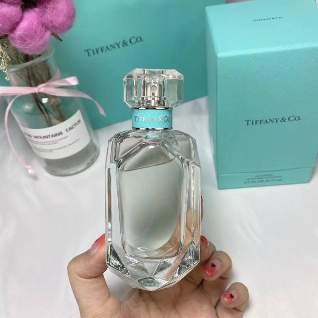 a designer-quality Tiffany Diamond Bottle Eau de Parfum for Women (75ml)! A new