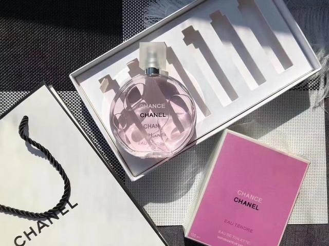 a counter-quality Ml Chanel Pink Encounter Eau de Toilette for women, a tender p