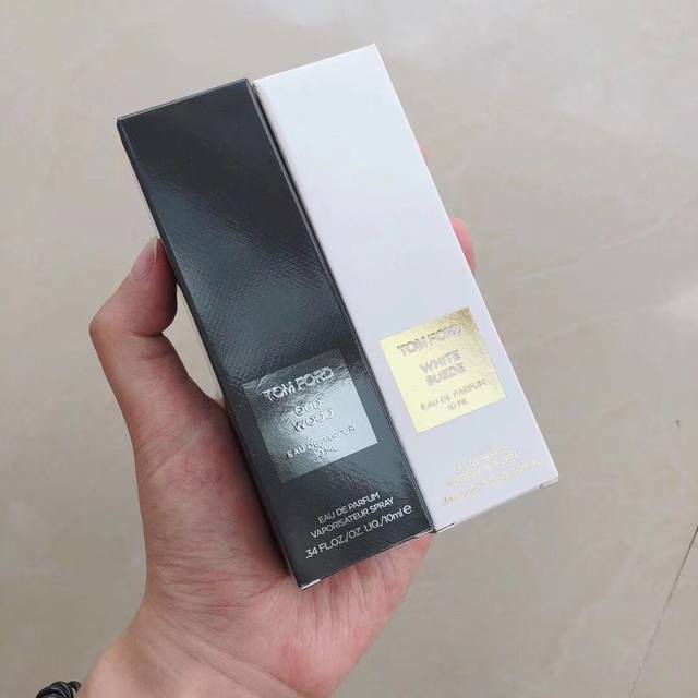 counter quality TF perfume portable 10ml! Scent: ebony agarwood, dark musk soul.