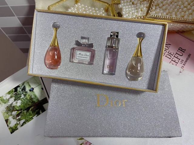 counter quality Dior four-piece silver box perfume 4-piece silver box, Q version