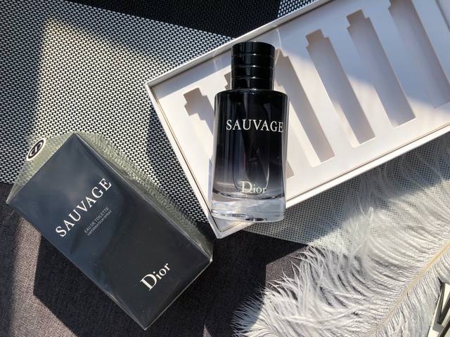 This premium-quality Dior Sauvage Eau de Toilette is considered one of the best