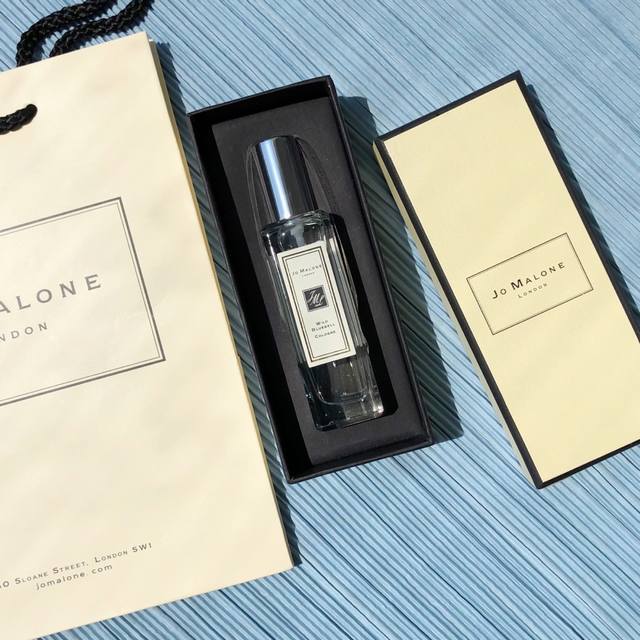 Counter quality Wild Bluebell Bluebell - is the fragrance of Jo Malone. Leading