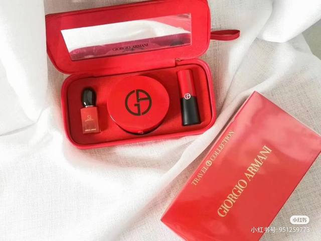 Counter-quality Armani leather bag makeup 3-piece set Counter-quality full-size