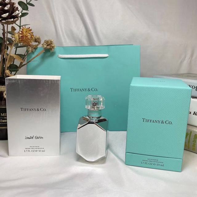 Tiffany & Co. Platinum Limited Edition Women's Eau de Parfum (50ml) is a premium