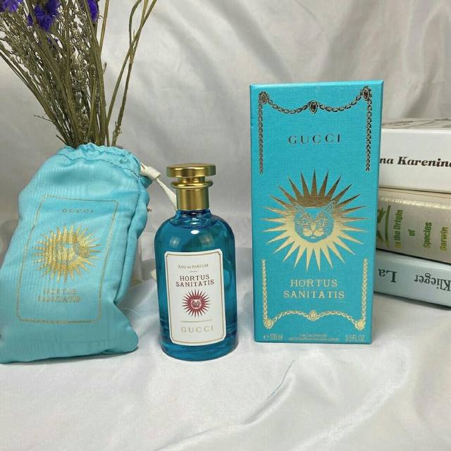 Gucci Hortius Sanitatis Mlhortius Sanitatis is a woody spicy unisex fragrance wi