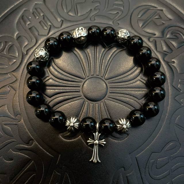 New, counter-quality Chrome Hearts classic retro multi-element obsidian bracelet