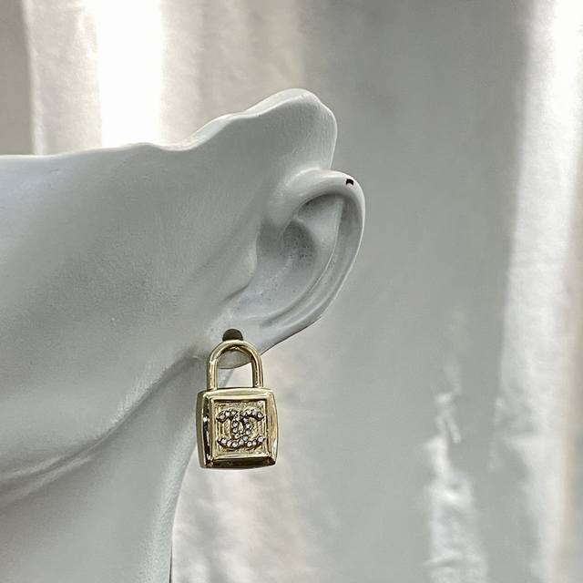 Code E2051 0237825 Chanel earrings are a hot seller and are now available. Chane
