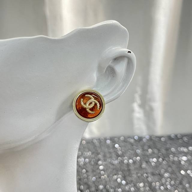 Code E2046 0247820 Chanel earrings hot sale new consistent Zp counter genuine Ch