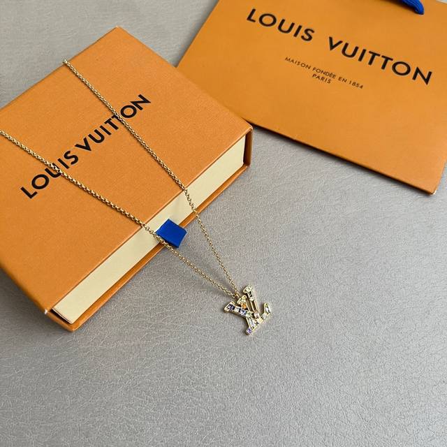 original single product Lv necklace Louis Vuitton Louis Vuitton counter consiste