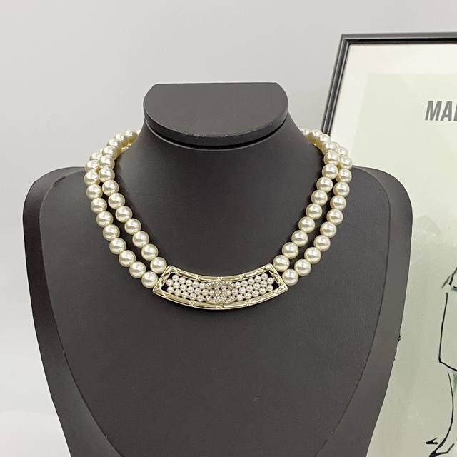 Chanel necklaces are a hot seller! The Chanel 25 double-layer pearl necklace wit