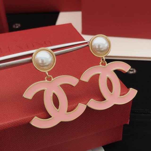 No. Xed0600 Ch*Nel latest oil drop pink earrings consistent with Z batch brass m