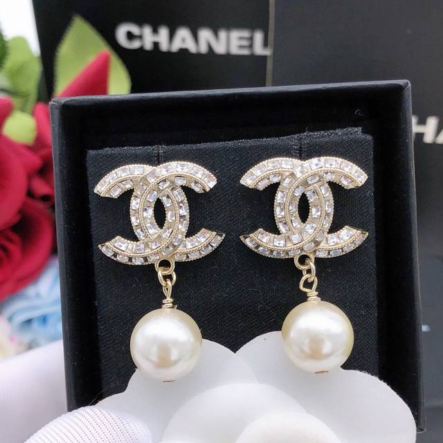 No. Xed0592 Ch*Nel latest pearl earrings consistent with the Z batch of brass ma