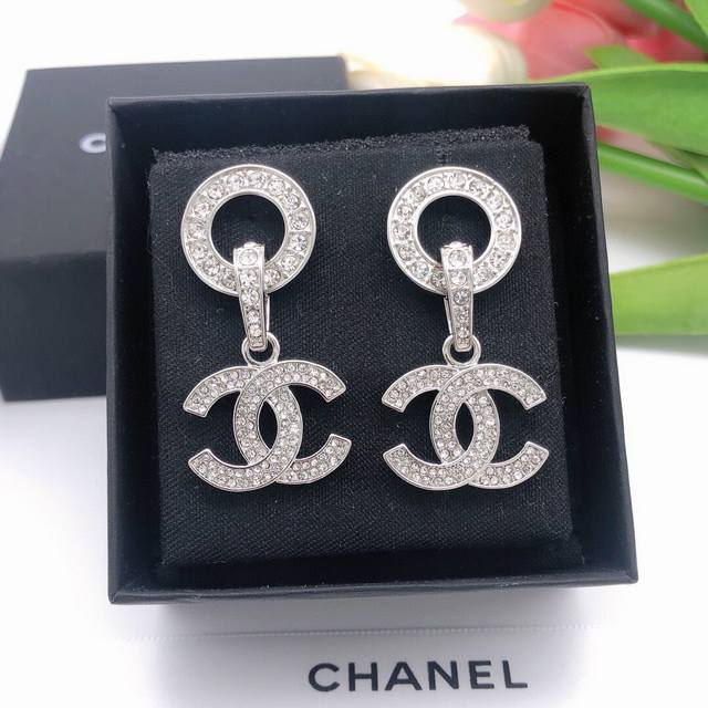 No. Xed0560 Internet celebrity same style versatile artifact round earrings silv