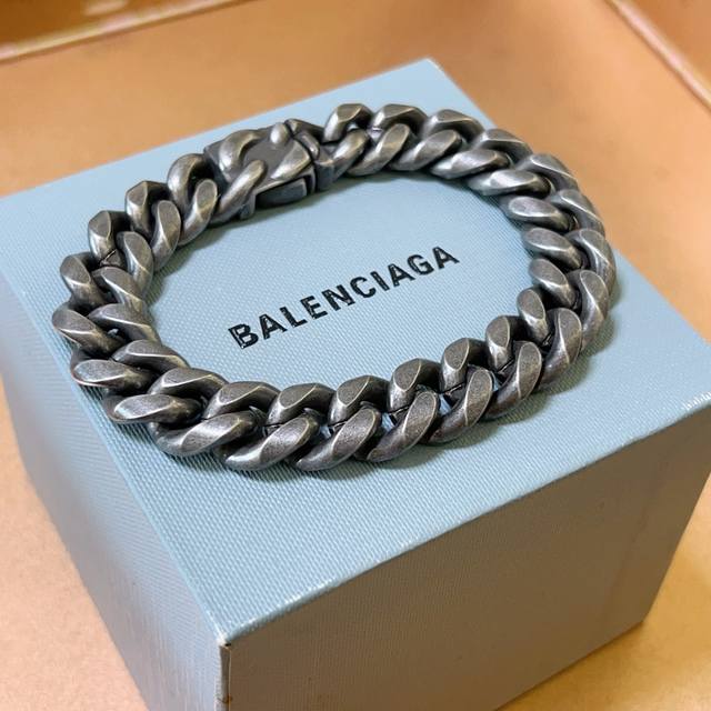 Original Balenciaga bracelet, new arrival. Balenciaga bracelets are the same as