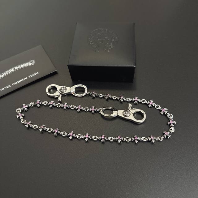is so cool! The latest Chrome Hearts model is not explosive. Factory direct sale