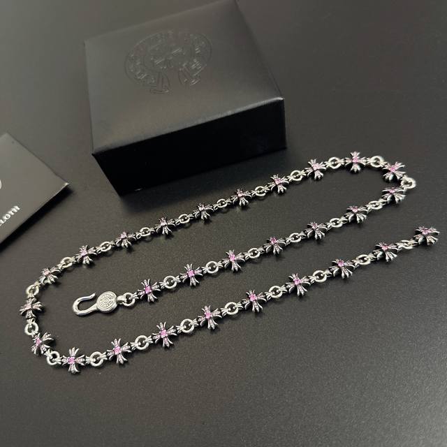 is so cool! The latest Chrome Hearts necklace is a one-to-one replica of the ori
