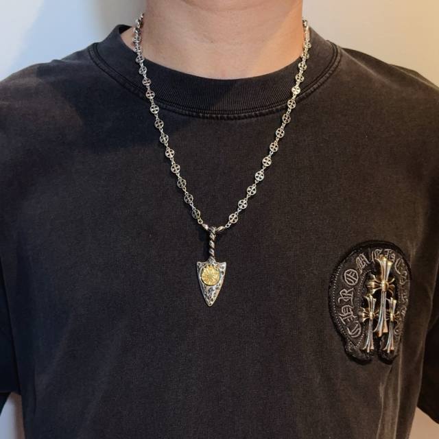 New, counter-quality Chrome Hearts classic retro cross flower ball necklace, fea