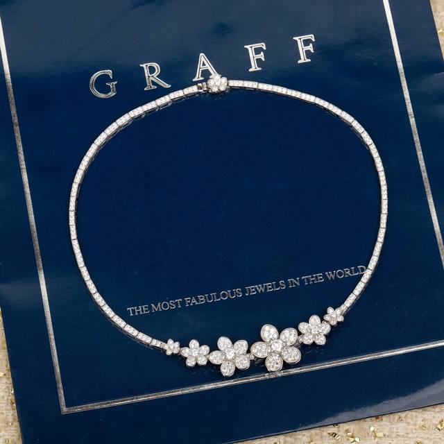 210049 Our "Rich Woman" series of flower-filled diamond necklaces can be customi