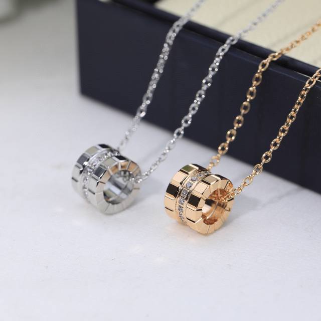 Chopard high-end CNC craft Chopard necklace in sub-gold material Ice Cube series