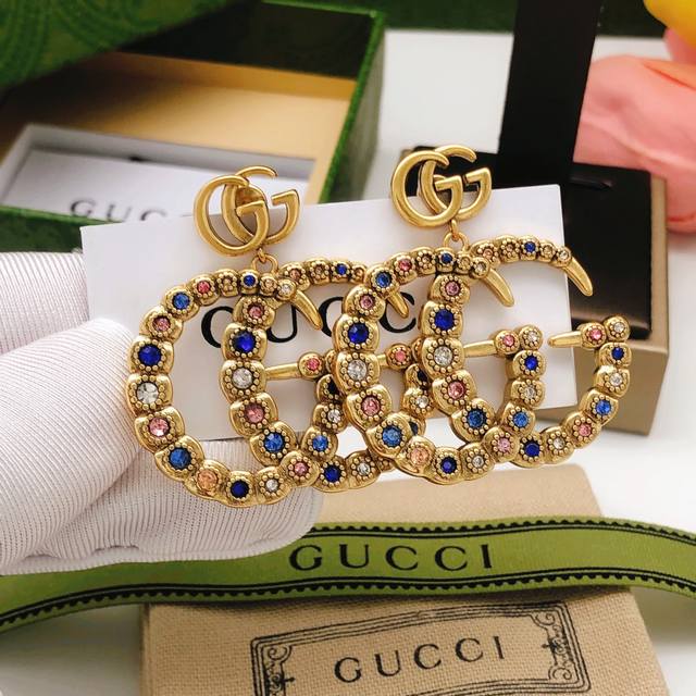 No. Ged0163 Gucci colored diamond double G earrings, a must-have for retro girls