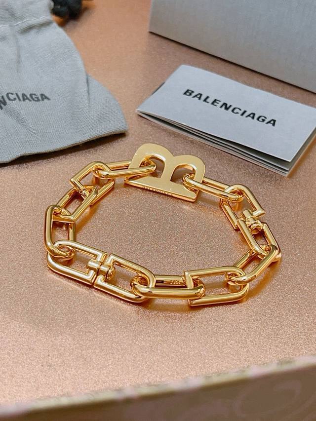 Original goods, new products, Balenciaga bracelets, same as the counter Balencia