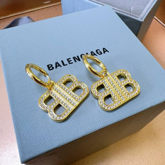 Balenciaga earrings king series counter synchronous update simple stacking earri