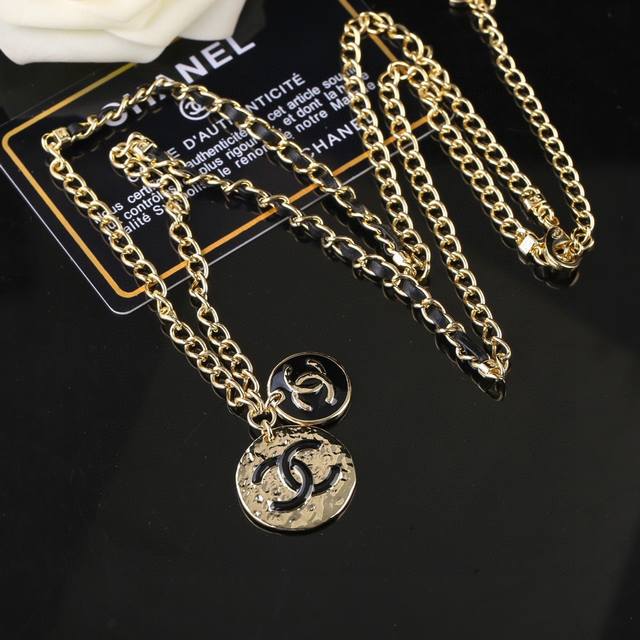 Chanel new drop necklace counter simultaneous new double C precision crafted ori