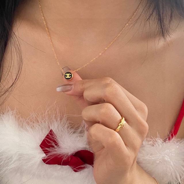 Chanel Little Chanel style vintage black gold series exclusive gold bean exquisi