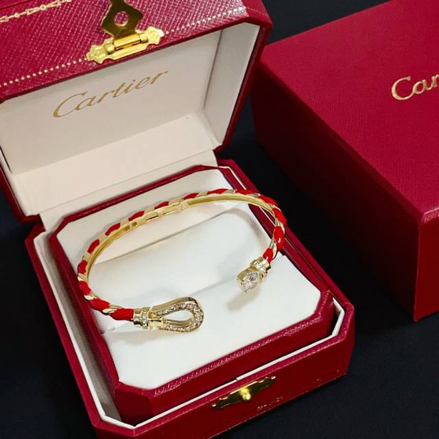 Cartier diamond bracelet, a hit on Douyin and Xiaohongshu, has been featured by