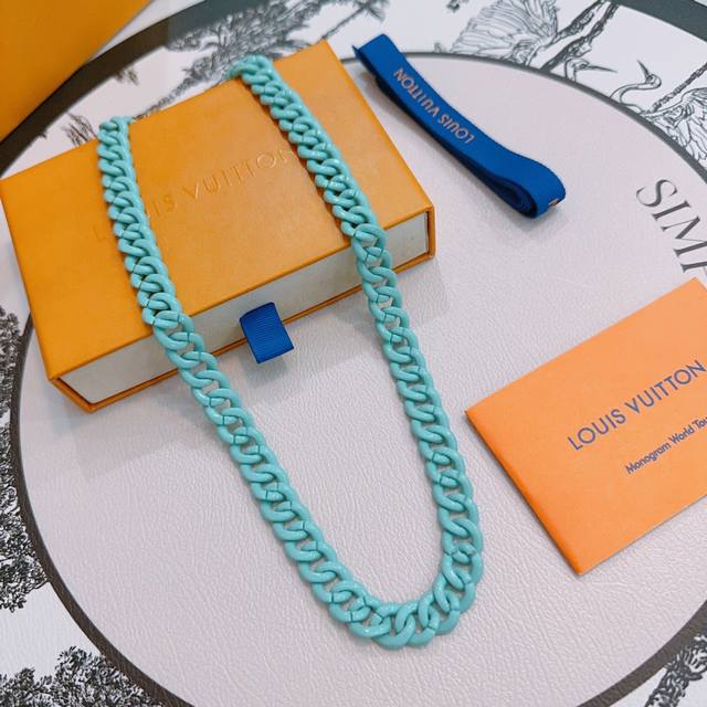 Lv Louis Vuitton necklace original goods, new counter model, retro fashion essen