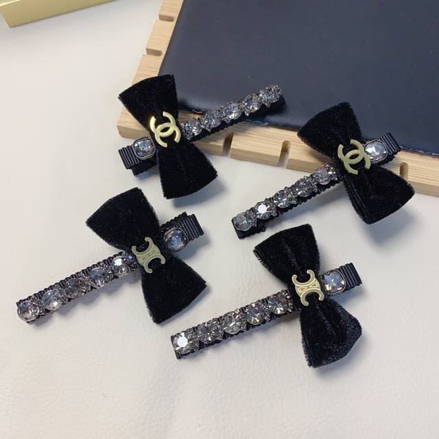 Chanel Celine velvet bow titanium steel logo clip side clip daily exquisite smal