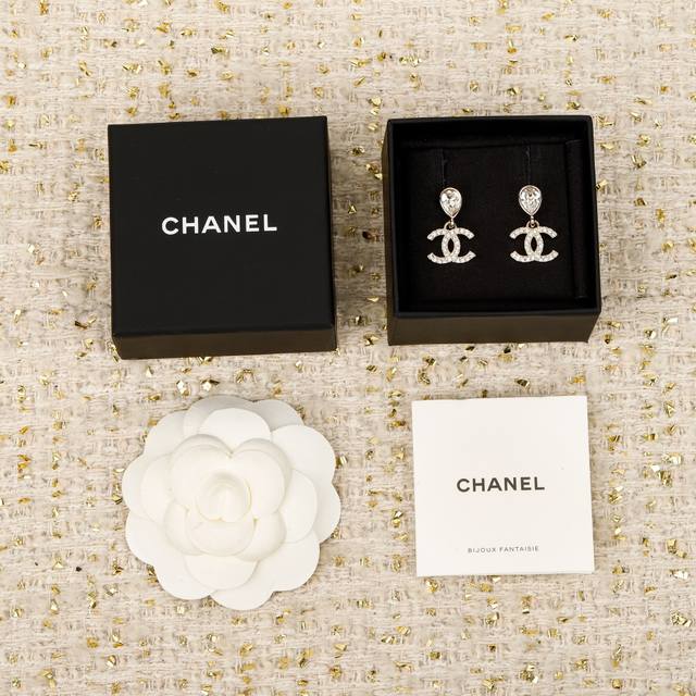 250280 We offer stud earrings (Zp7150) and clip earrings (Zp7410). For larger qu