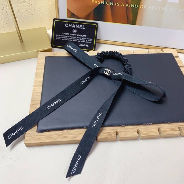 Chanel small rubber band bow ribbon logo clip edge clip daily exquisite small si