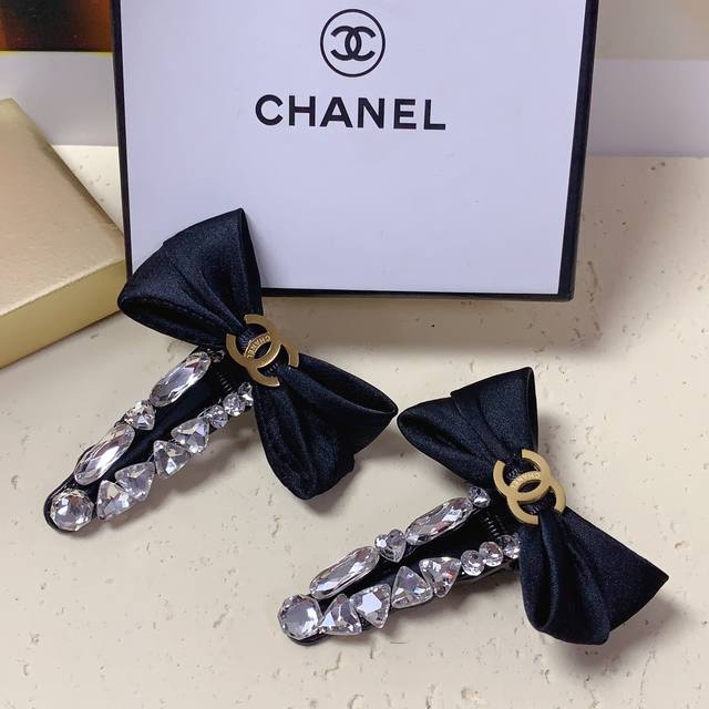 Chanel small Chanel press clip bow titanium steel full diamond logo press clip s