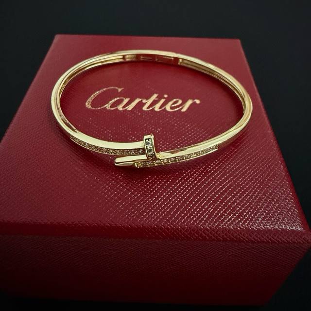 Cartier nail-studded diamond bracelet, a high-end custom version. Diamond-studde