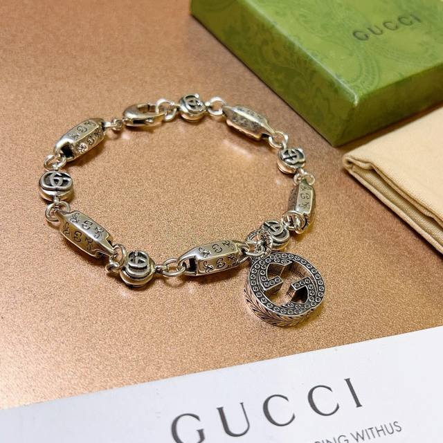 New Gucci bracelet, the latest classic style, exquisite in both style and textur