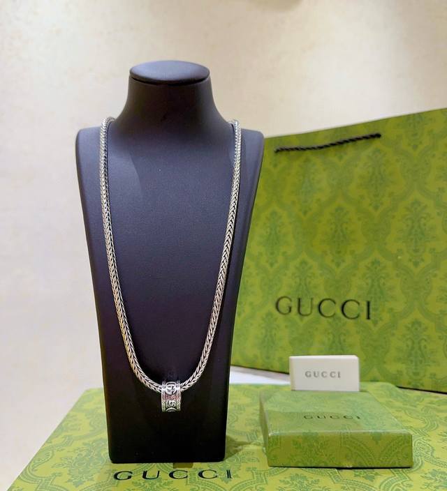 New Arrival: The latest Gucci necklace, featuring a higher-end chain and celebri