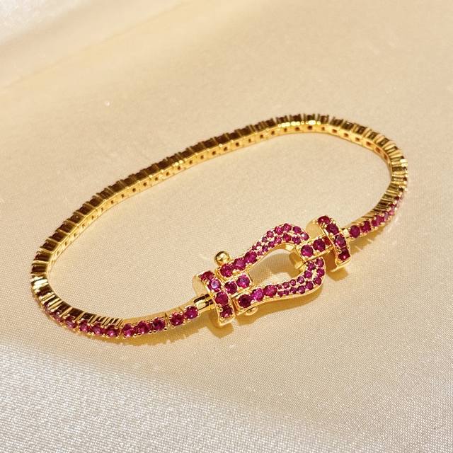 A6463 This high-end red diamond and ruby horseshoe clasp large full diamond brac